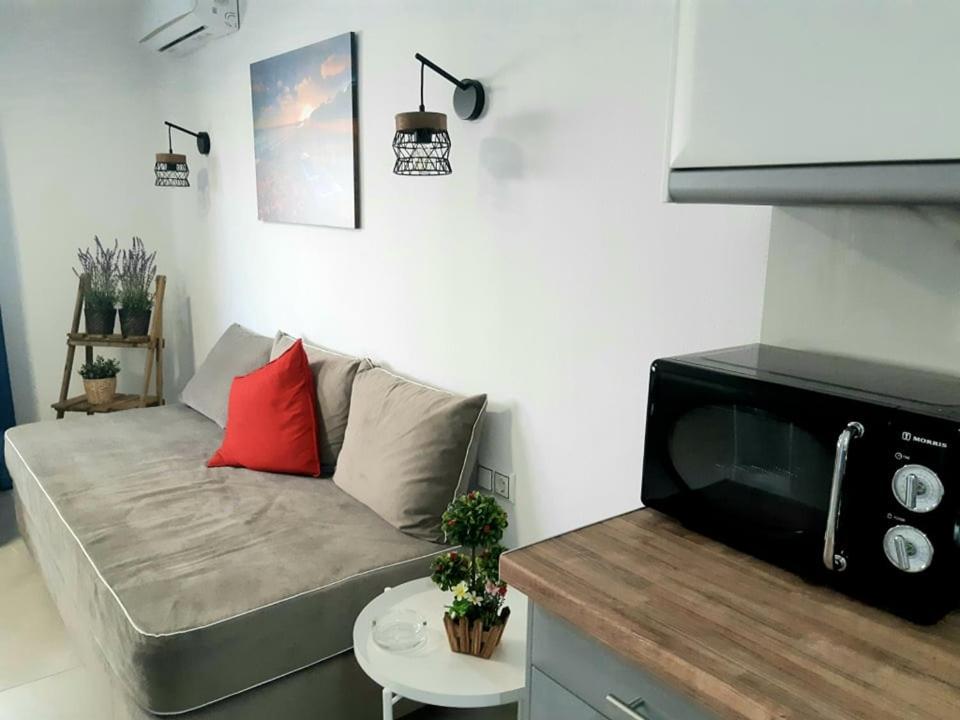 Evaggelia Design Suite Néa Péramos Bagian luar foto