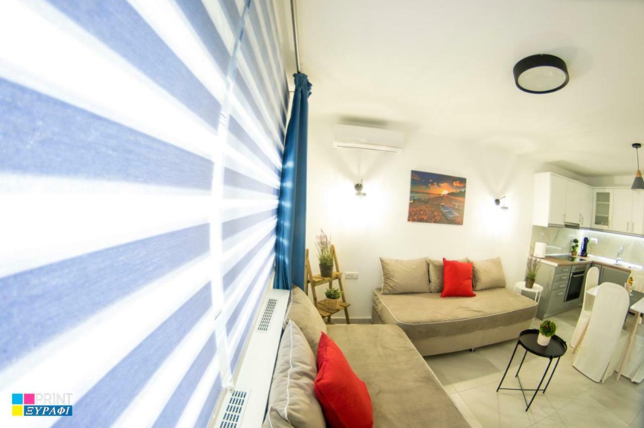 Evaggelia Design Suite Néa Péramos Bagian luar foto