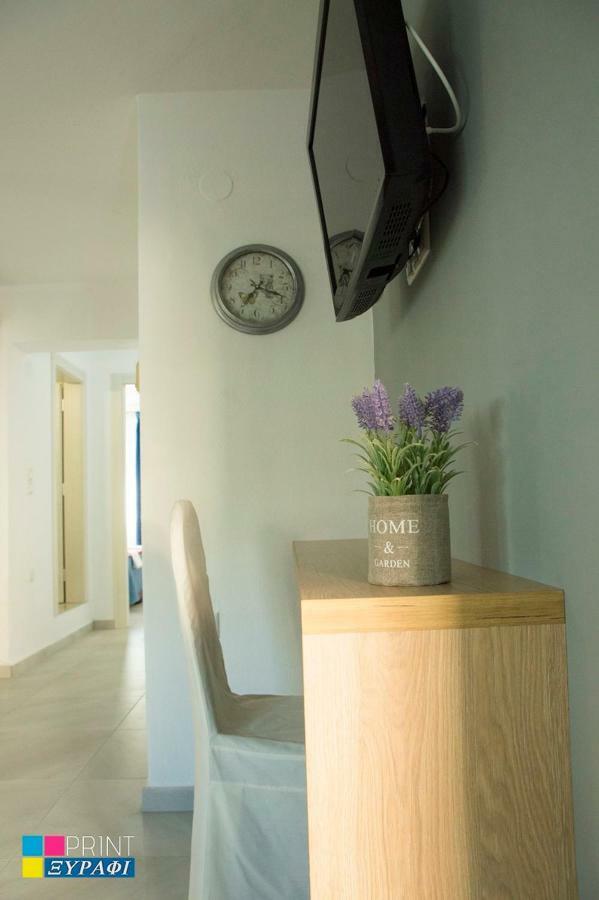 Evaggelia Design Suite Néa Péramos Bagian luar foto