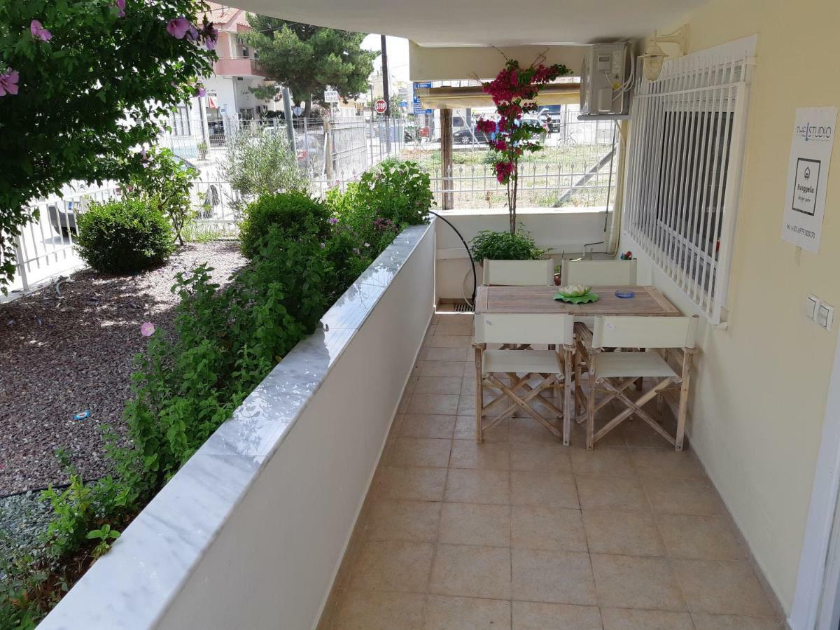 Evaggelia Design Suite Néa Péramos Bagian luar foto